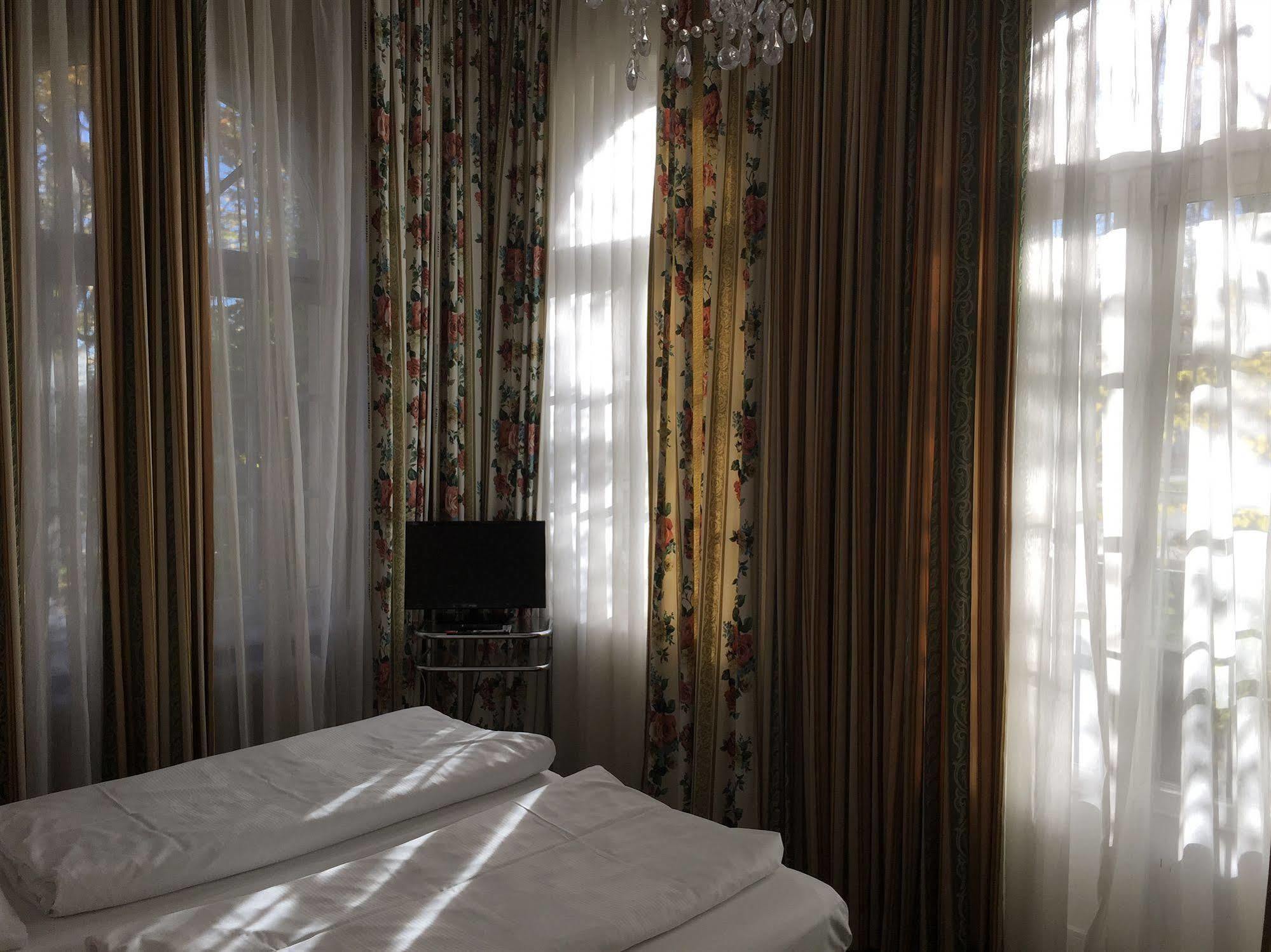 Hotel Galleria Мюнхен Экстерьер фото