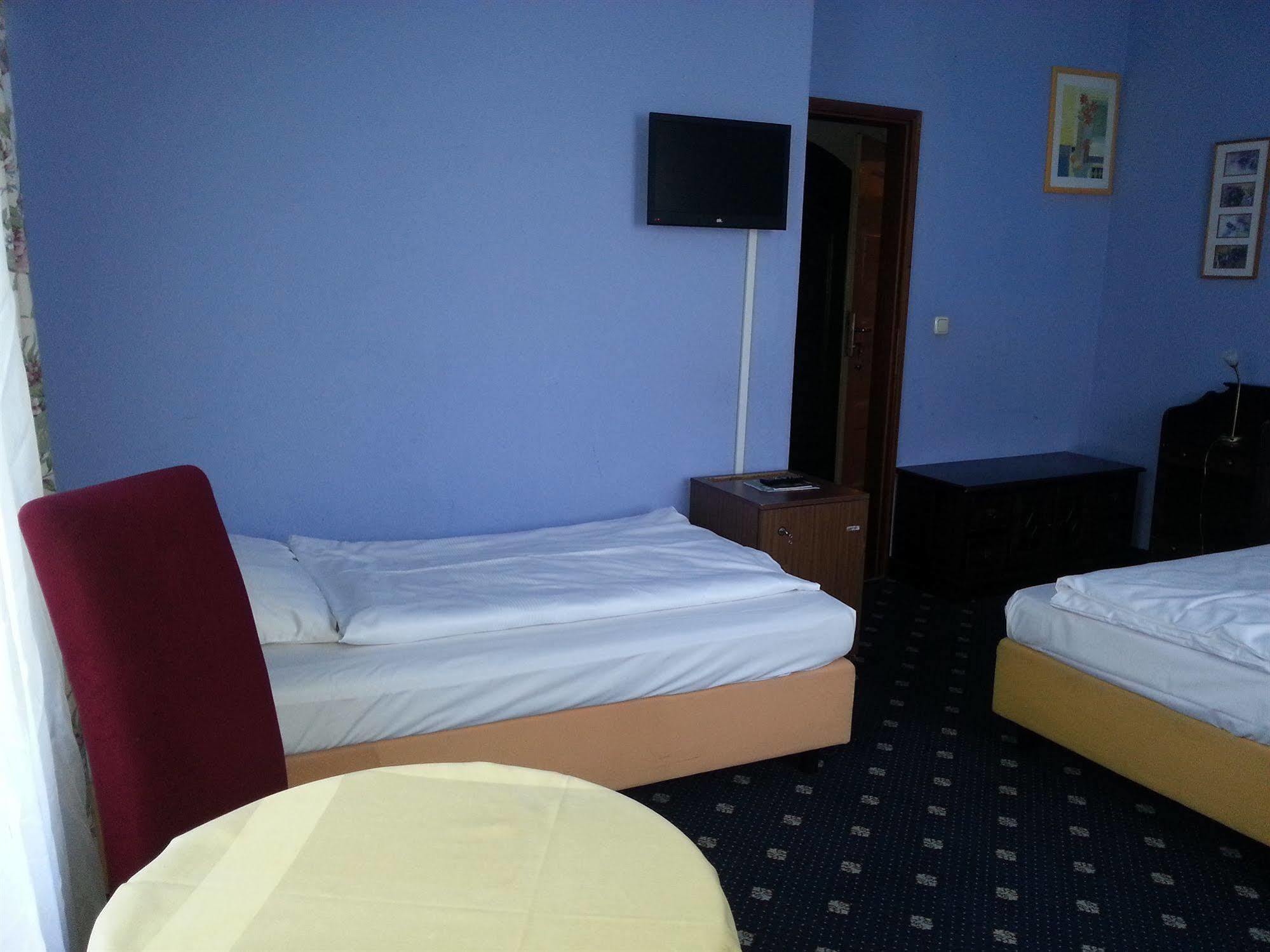 Hotel Galleria Мюнхен Экстерьер фото