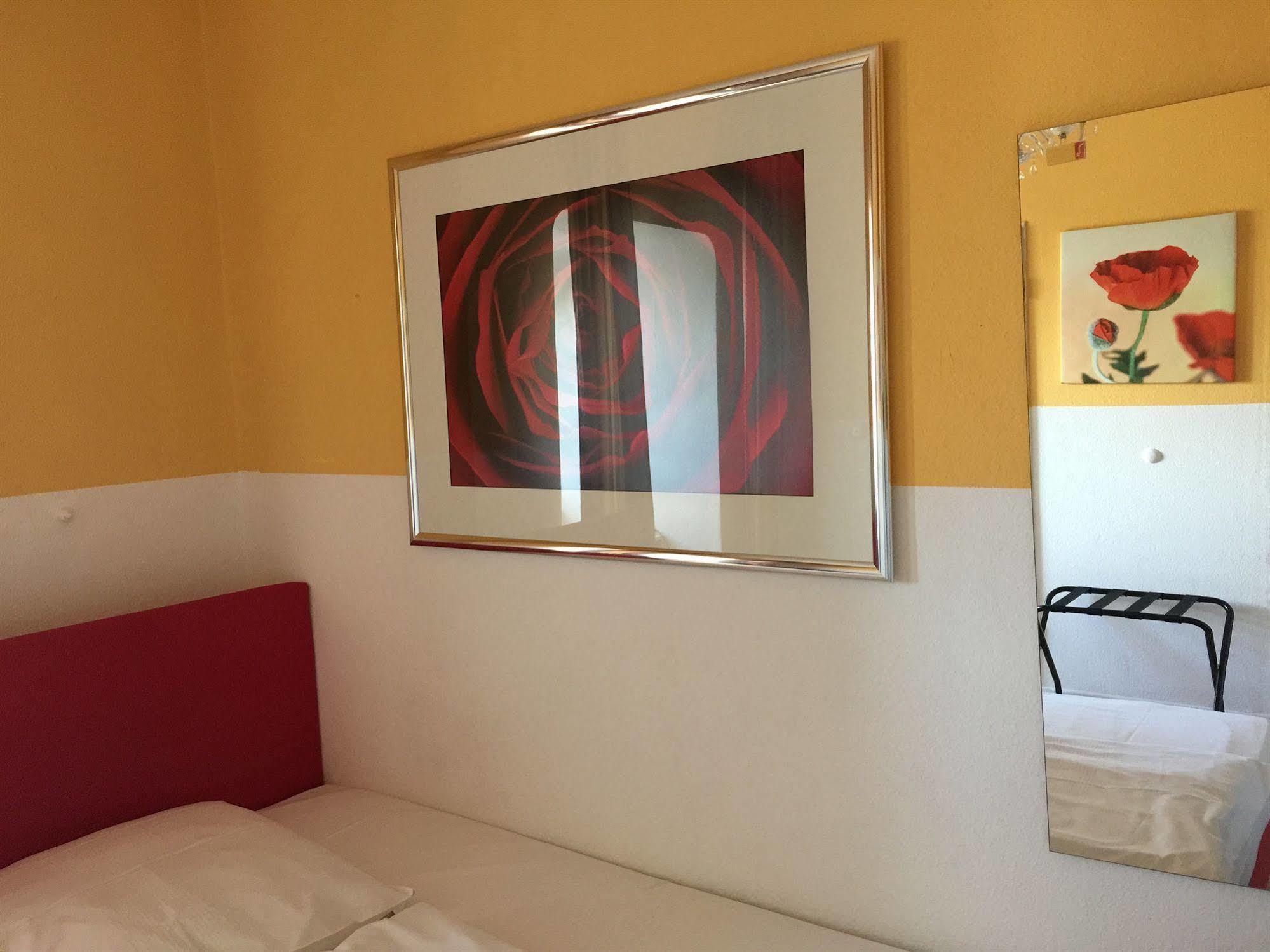 Hotel Galleria Мюнхен Экстерьер фото